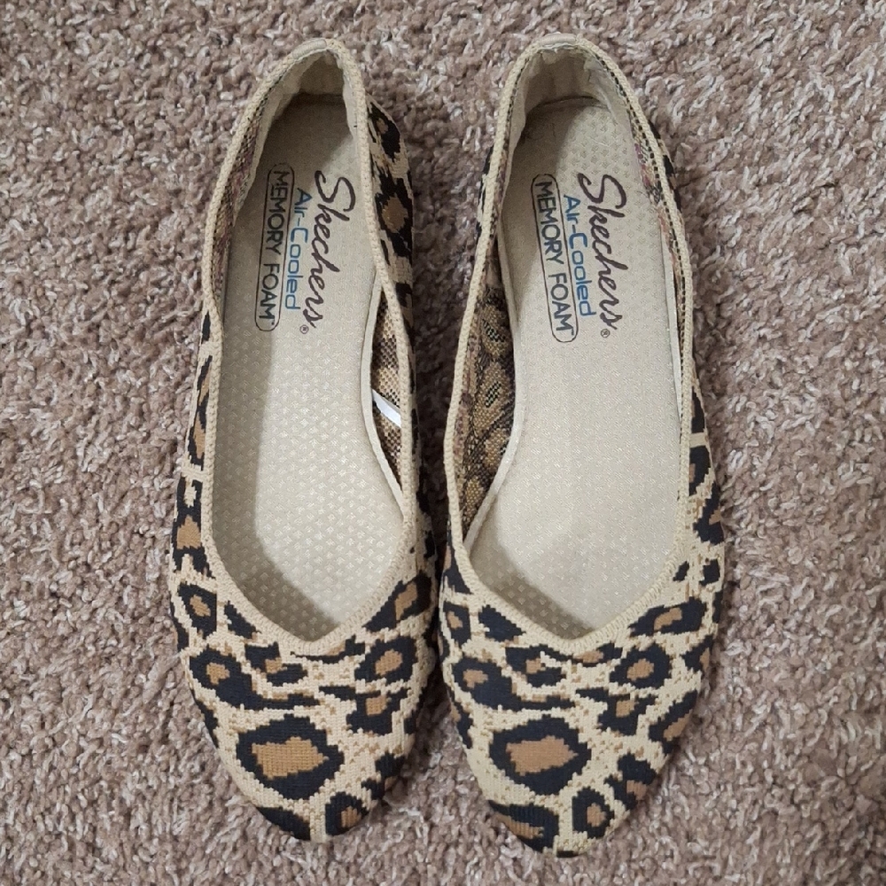 Skechers Women's Animal Print Flats